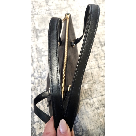 EUC! Coach Gallery Tote Signature Canvas in Brown/Black - Picture 15 of 16